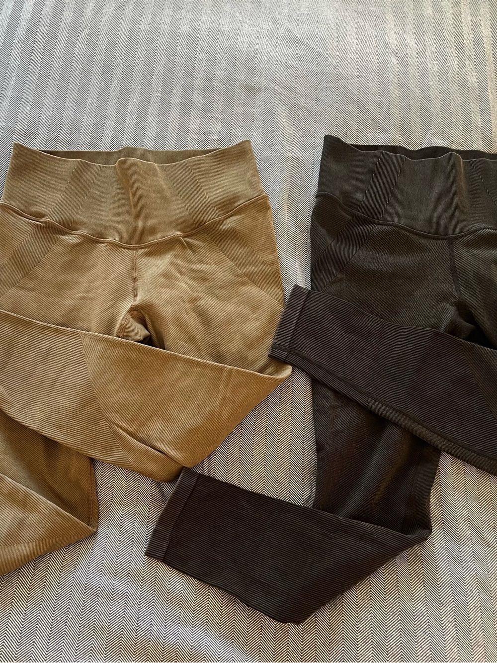 Leggings Bundle. JoyLab one pair brown/olive/mushroom color & one pair black, M